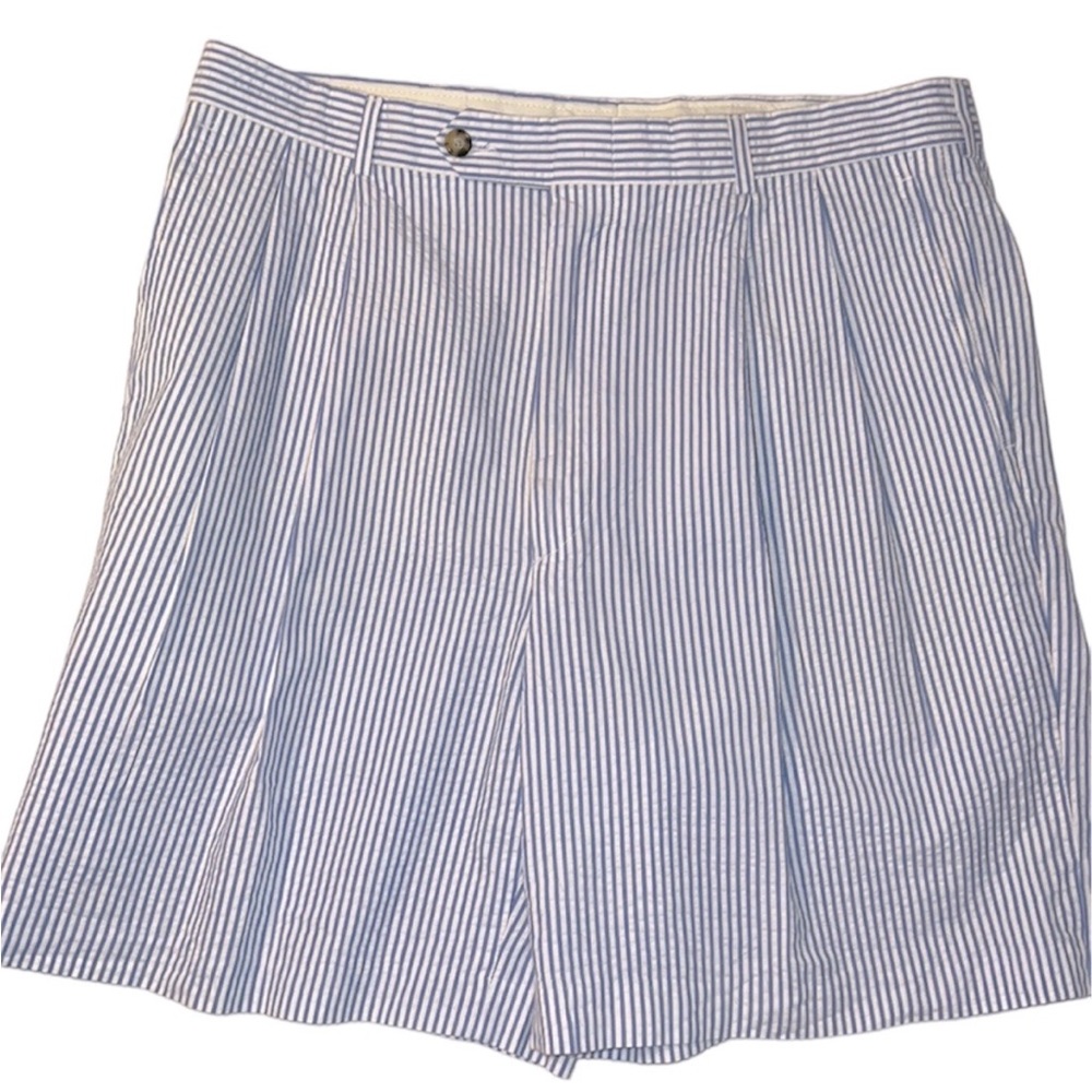 Mens Preppy Berle seersucker blue and white shorts 34R Like new Classic Sexy